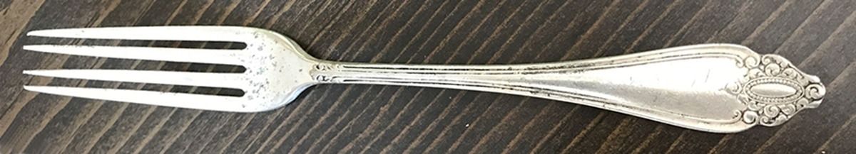 Marquise (Silverplate, 1900) Youth Fork by International Silver-1