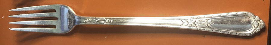Masterpiece (Silverplate, 1932) Grille Fork (Viande) by International Silver-1