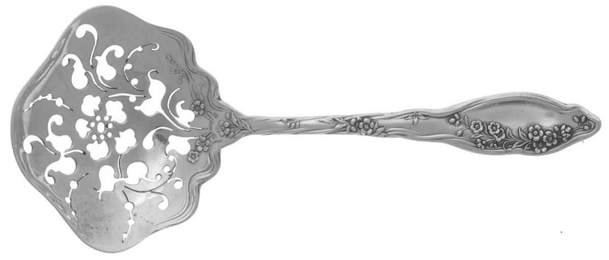 Mille Fleurs (Sterling, 1904) Solid Bon Bon Spoon with Pierced Bowl by International Silver-1