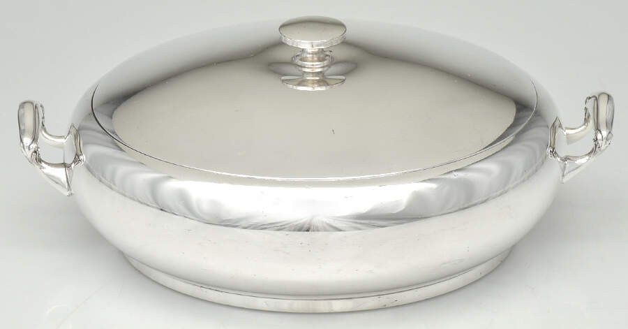 Silverplate Hollowware Round Plated Covered Casserole No Glass by International Silver-1