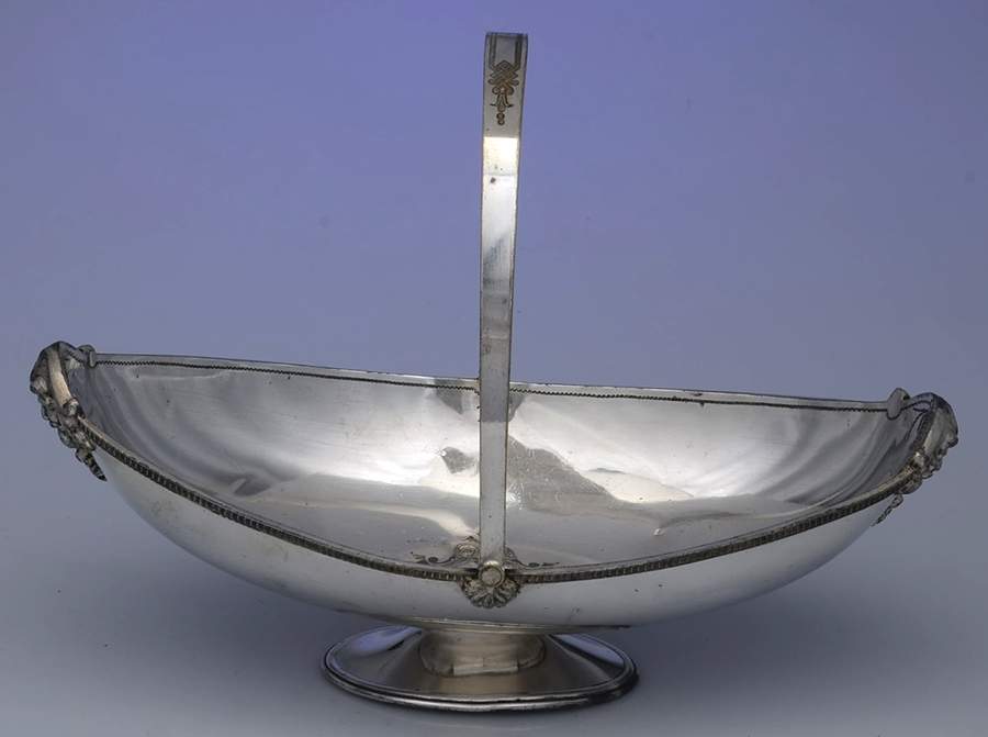 Silverplate Hollowware 13" Handled Basket by International Silver-1