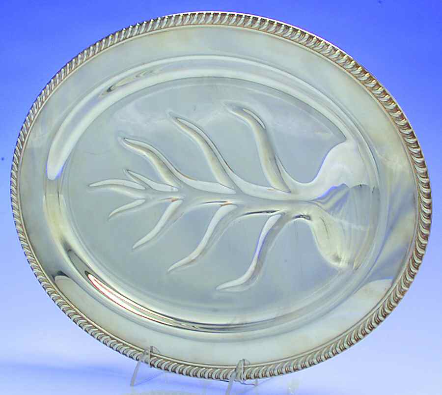 Silverplate Hollowware Meat Platter with Well Tree by International Silver-1