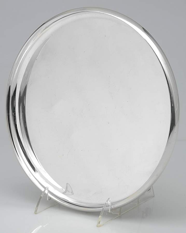 Silverplate Hollowware 10" Round Tray by International Silver-1