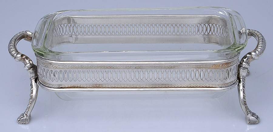 Silverplate Hollowware Loaf Holder with Pyrex Liner by International Silver-1