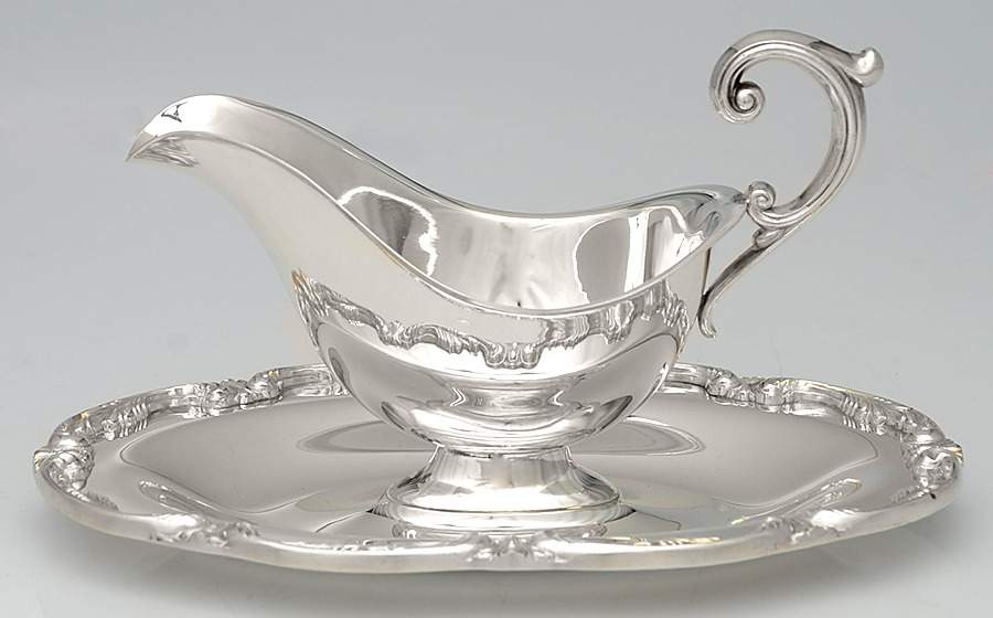 Silverplate Hollowware Plated Gravy Boat with Attached Underplate by International Silver-1