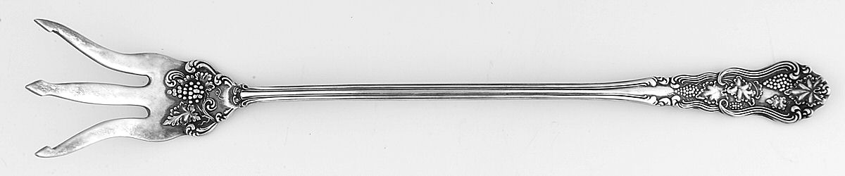 Moselle (Silverplate, 1906) Large Lettuce Serving Fork by International Silver-1