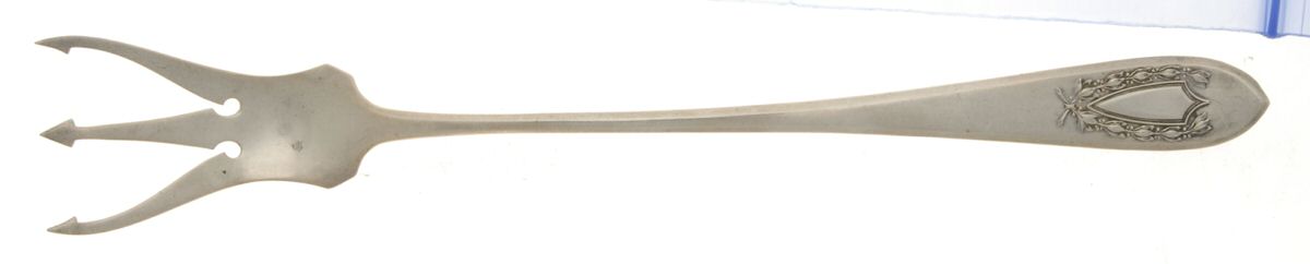 Napoleon (Sterling, 1910, No Monograms) Large Lettuce Serving Fork by International Silver-1