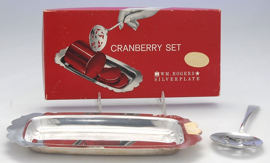 Ocean Spray (Silverplate) 2 Piece Cranberry Serving Set with Box by International Silver-1