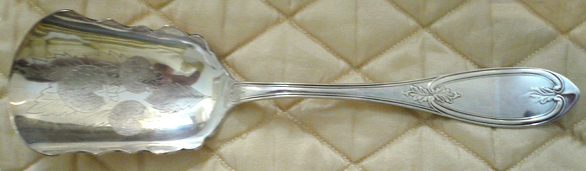 Olive (Silverplate, 1848) Almond Scoop Solid Piece by International Silver-1