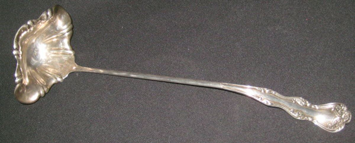 Orient-Venice (Silverplate, 1904) Punch Ladle Solid Piece by International Silver-1