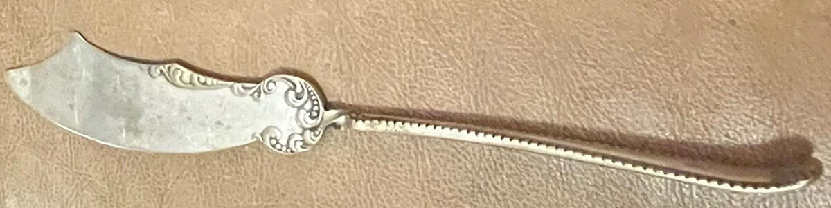 Orleans (Silverplate, 1901) Flat Twisted Handle Master Butter Knife by International Silver-1