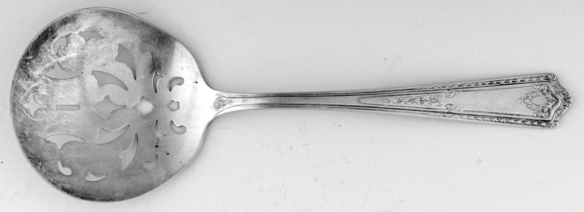 Paisley (Silverplate, 1922) Tomato Server, Solid Piece by International Silver-1