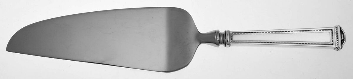 Pantheon (Sterling, 1920, No Monograms) Pie and Cake Server with Stainless Blade HC by International Silver-1