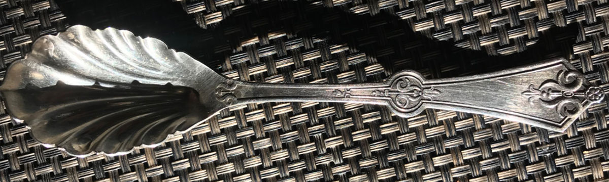 Parisian (Silverplate, 1879) Sugar Shell Spoon by International Silver-1