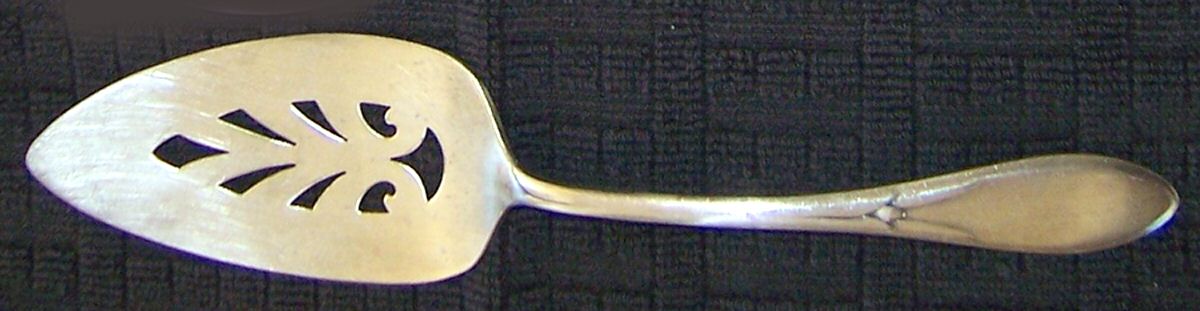 Pickwick (Silverplate, 1938) Solid Pierced Pie Server by International Silver-1