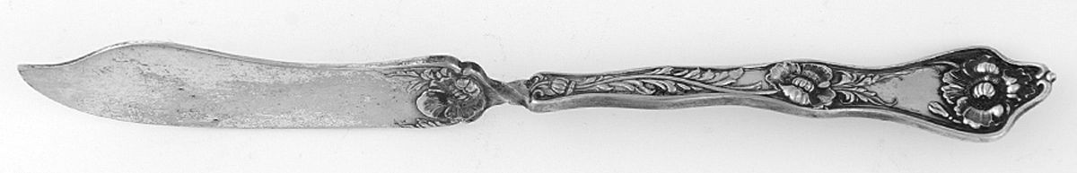 Poppy II (Silverplate, 1914) Flat Twisted Handle Master Butter Knife by International Silver-1