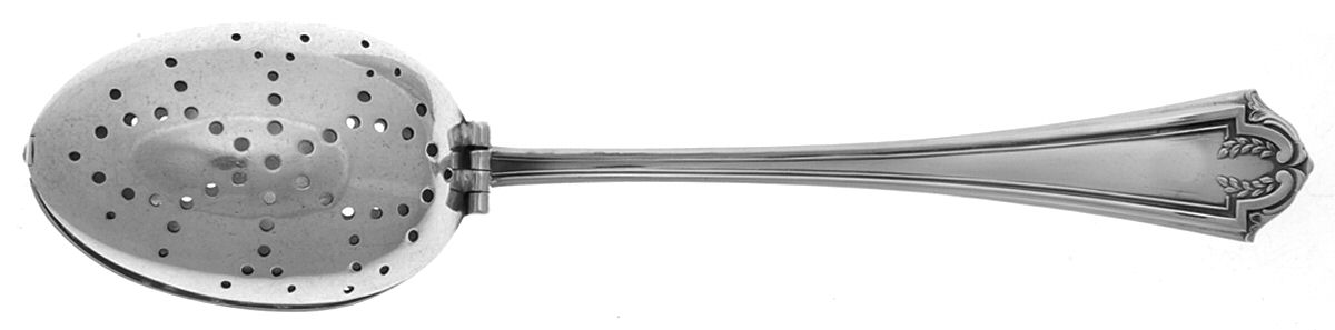 Quincy (Sterling, 1917) Solid Individual Tea Ball Spoon by International Silver-1