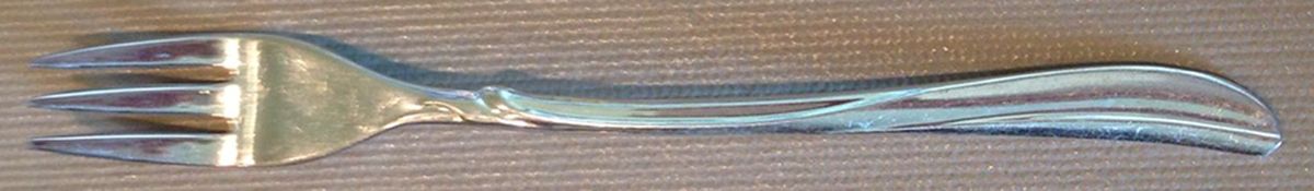 Radiance (Silverplate, 1958) Cocktail/Seafood Fork by International Silver-1