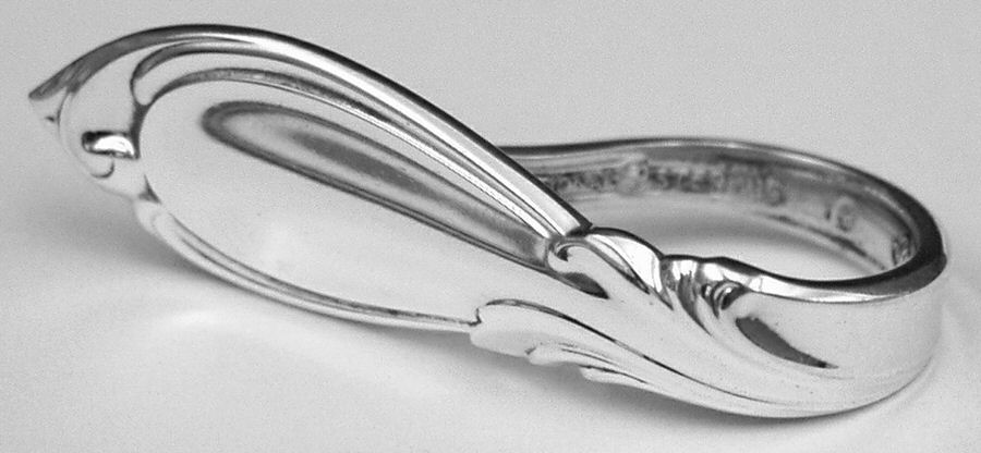 Rhapsody-New (Sterling, 1957) Napkin Clip by International Silver-1