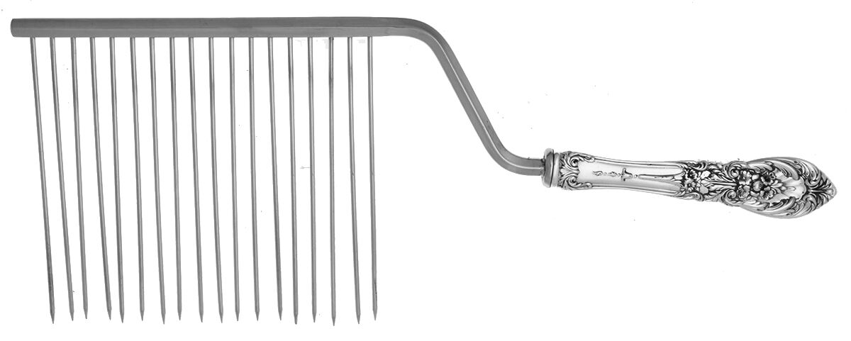 Richelieu (Sterling, 1935) Cake Breaker with Silverplate Prongs HC by International Silver-1