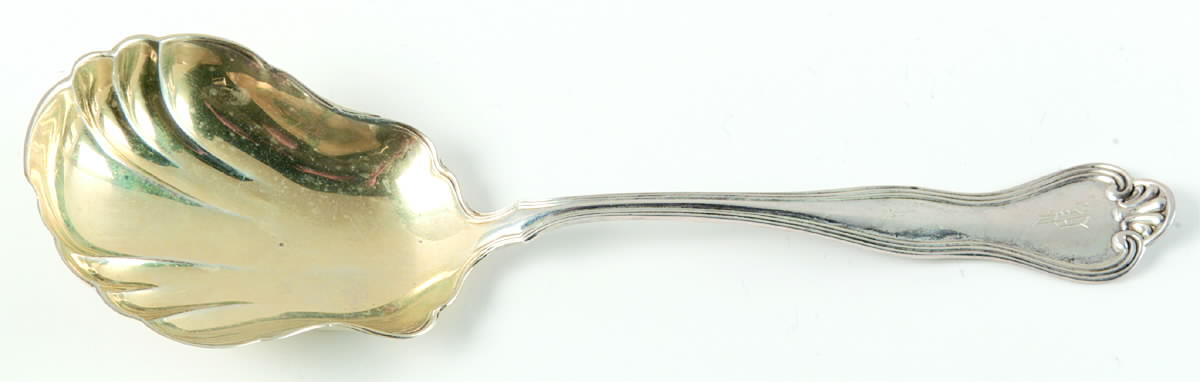 Richmond (Sterling, 1910) Small Solid Berry/Casserole Spoon by International Silver-1