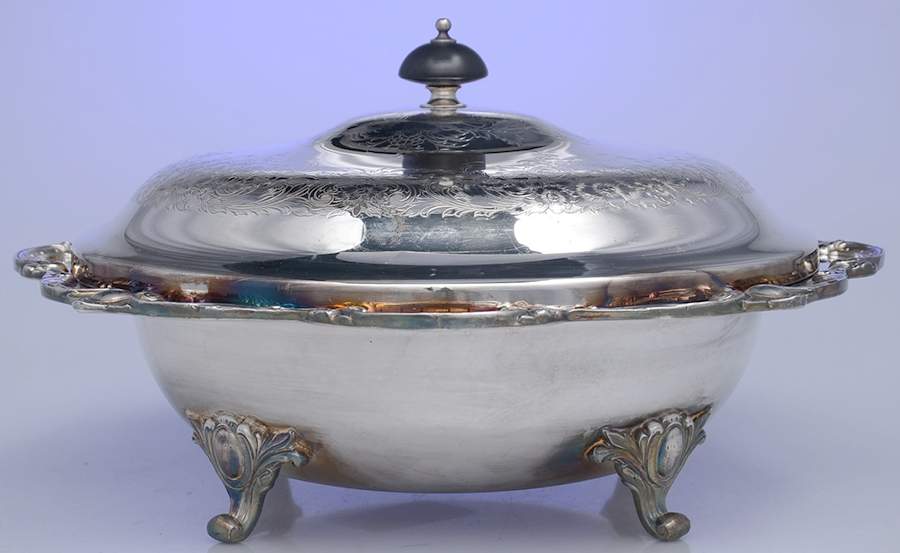 Rochelle (Silverplate, Hollowware) Silverplate Round Covered Casserole by International Silver-1