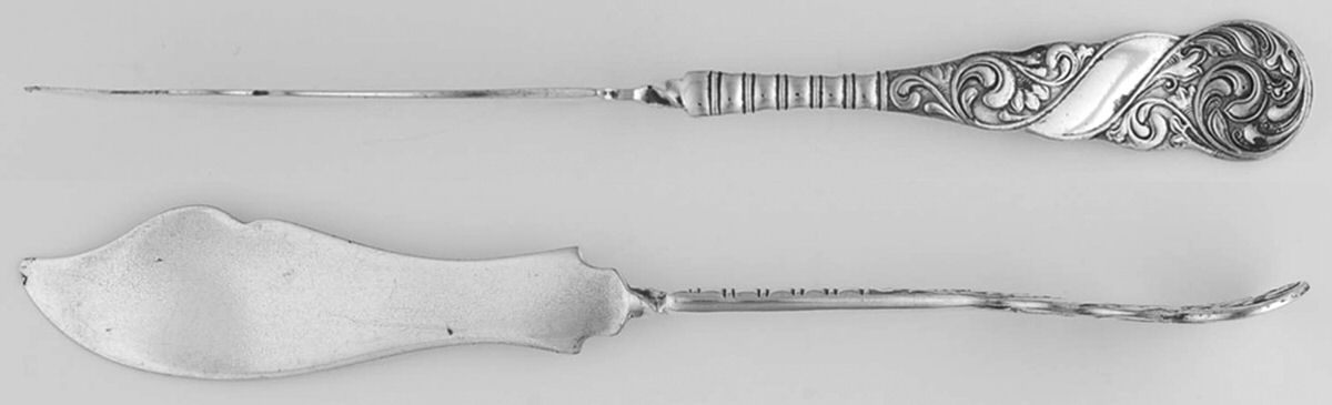 Royal (Silverplate, 1890) Flat Handle Master Butter Knife by International Silver-1