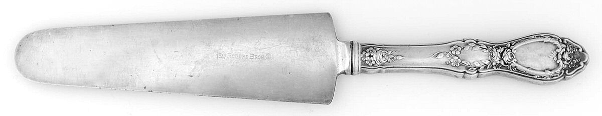 Sharon (Silverplate, 1910) Pie Server with Silverplate Blade by International Silver-1