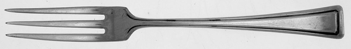 Somerset (Silverplate, 1914) Strawberry Fork by International Silver-1