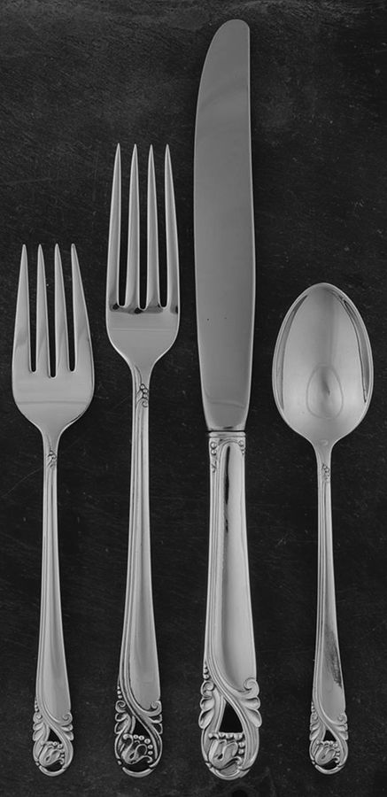 Spring Glory (Sterling, 1942, No Monograms) 4 Piece Dinner Size Setting by International Silver-1