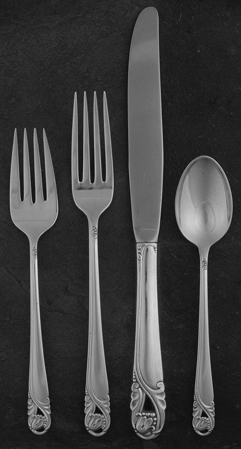 Spring Glory (Sterling, 1942, No Monograms) 32  Piece Estate Set by International Silver-1