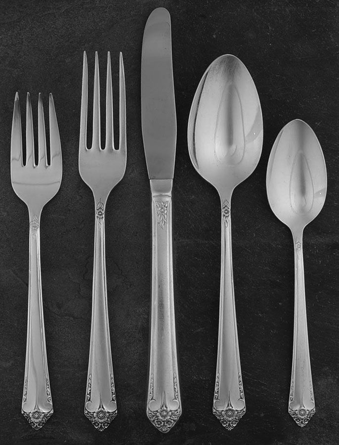 Starlight (Silverplate, 1950) 40  Piece Estate Set by International Silver-1