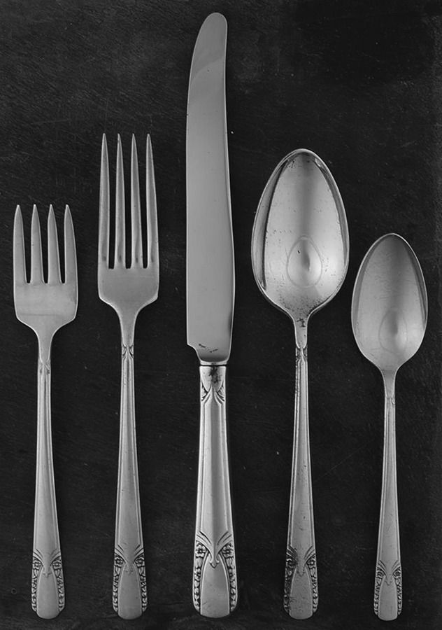 Talisman (Silverplate, 1938) 5 Piece Place Setting by International Silver-1