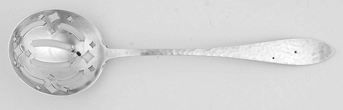 Van Dyke (Sterling, 1910) Large Sugar Sifter by International Silver-1