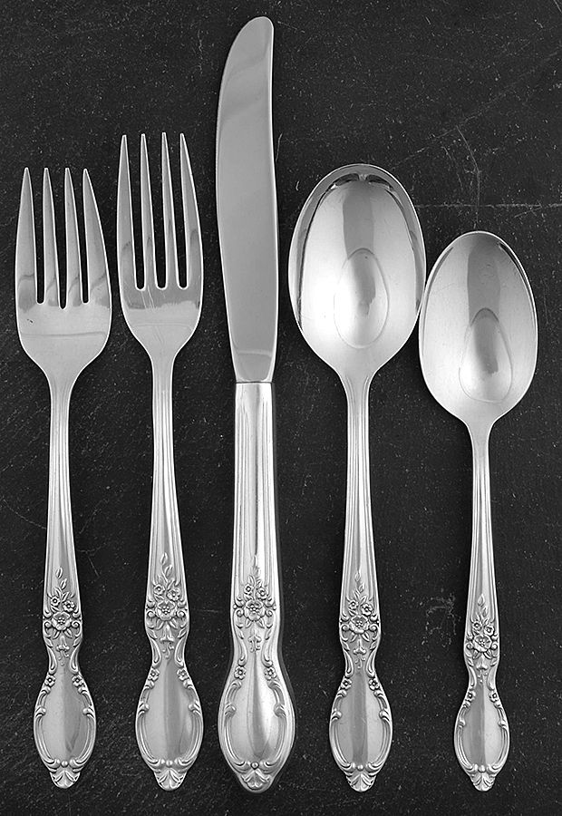 Victorian Rose (Silverplate, 1954) 5 Piece Place Setting by International Silver-1