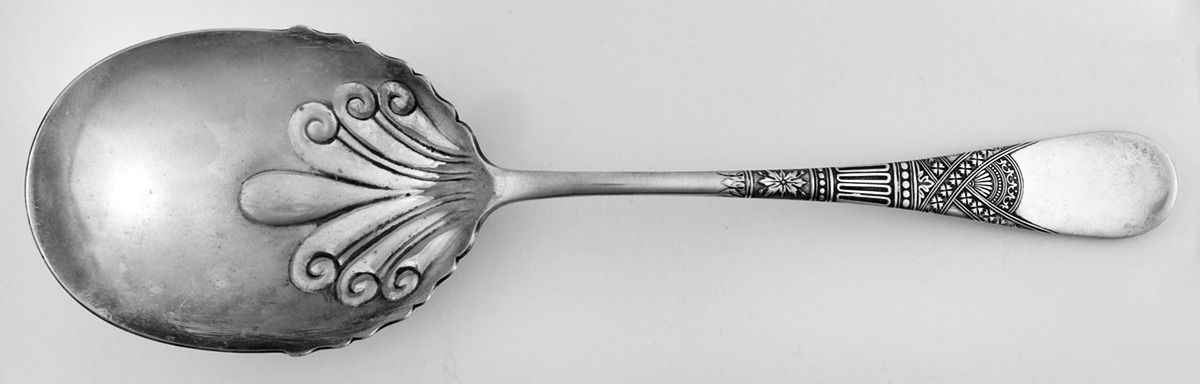 Winthrop-Canton (Silverplate, 1884) Bright Cut Berry/Casserole Spoon by International Silver-1