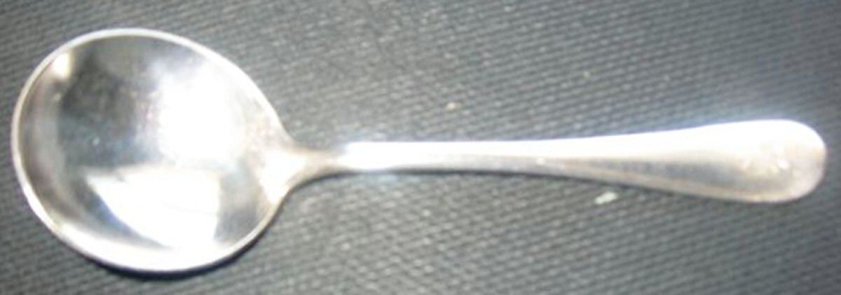 Windsor (Silverplate, 1850) Round Bowl Soup Spoon (Bouillon) by International Silver-1