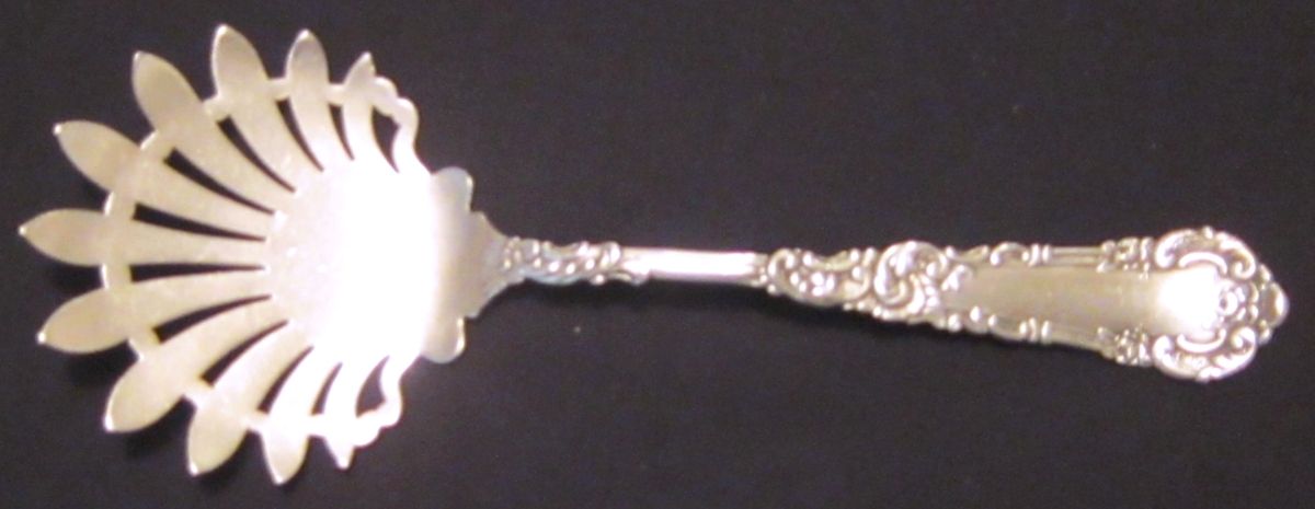 Yale I (Silverplate, 1894) Tomato Server, Solid Piece by International Silver-1