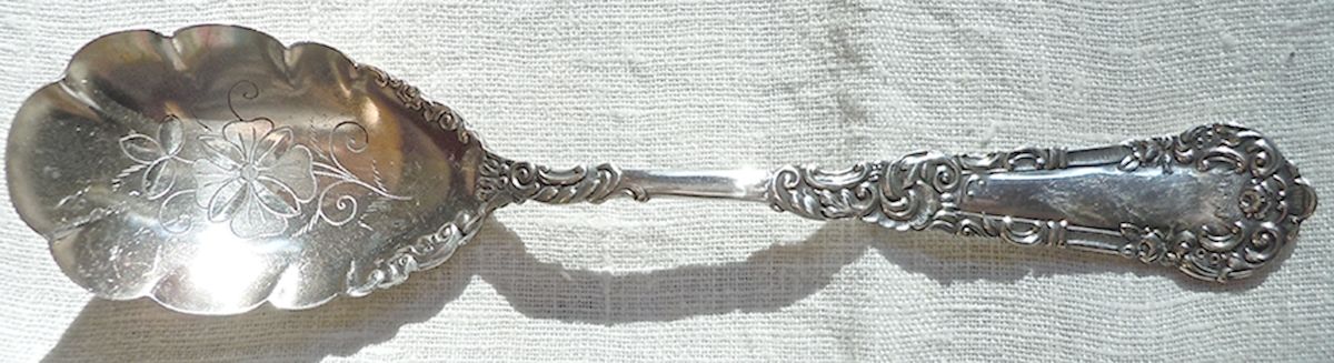 Yale I (Silverplate, 1894) Large Bright Cut Jelly Spoon by International Silver-1