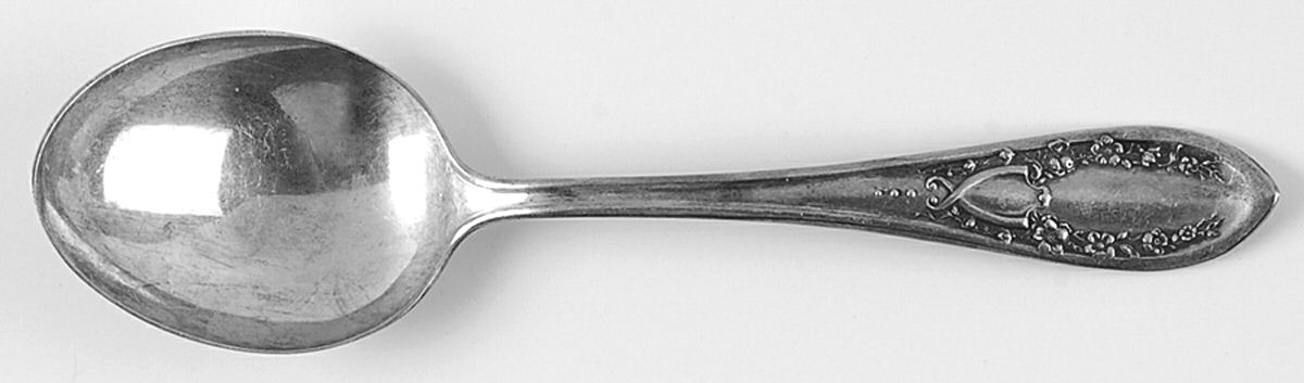 Yorktown (Silverplate, 1913) Teaspoon by International Silver-1