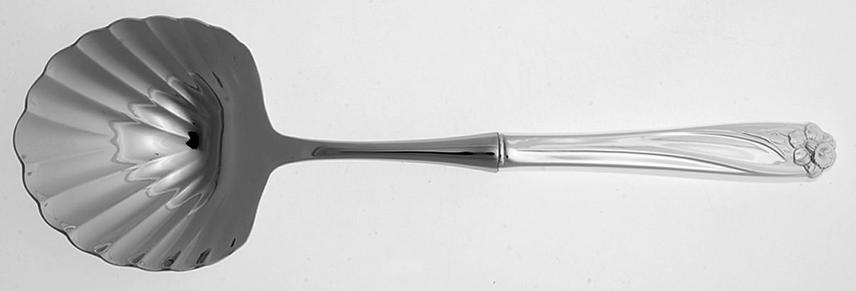 Daffodil (Silverplate, 1950) Casserole Spoon with Stainless Shell Bowl by International Silver-1