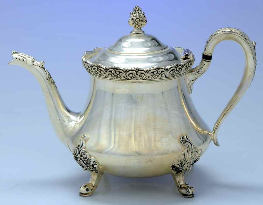 Wakefield (Silverplate Hollowware) Teapot by International Silver-1