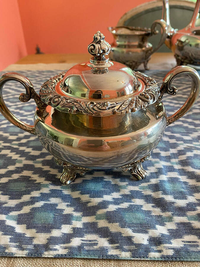 Saybrook Manor (Silverplate, Hollowware) Sugar Bowl & Lid by International Silver-1