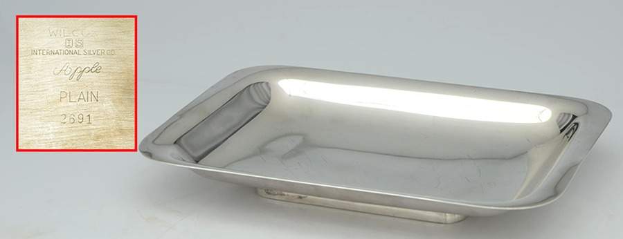 Apple (Silverplate, Hollowware) 11" Rectangular Tray by International Silver-1