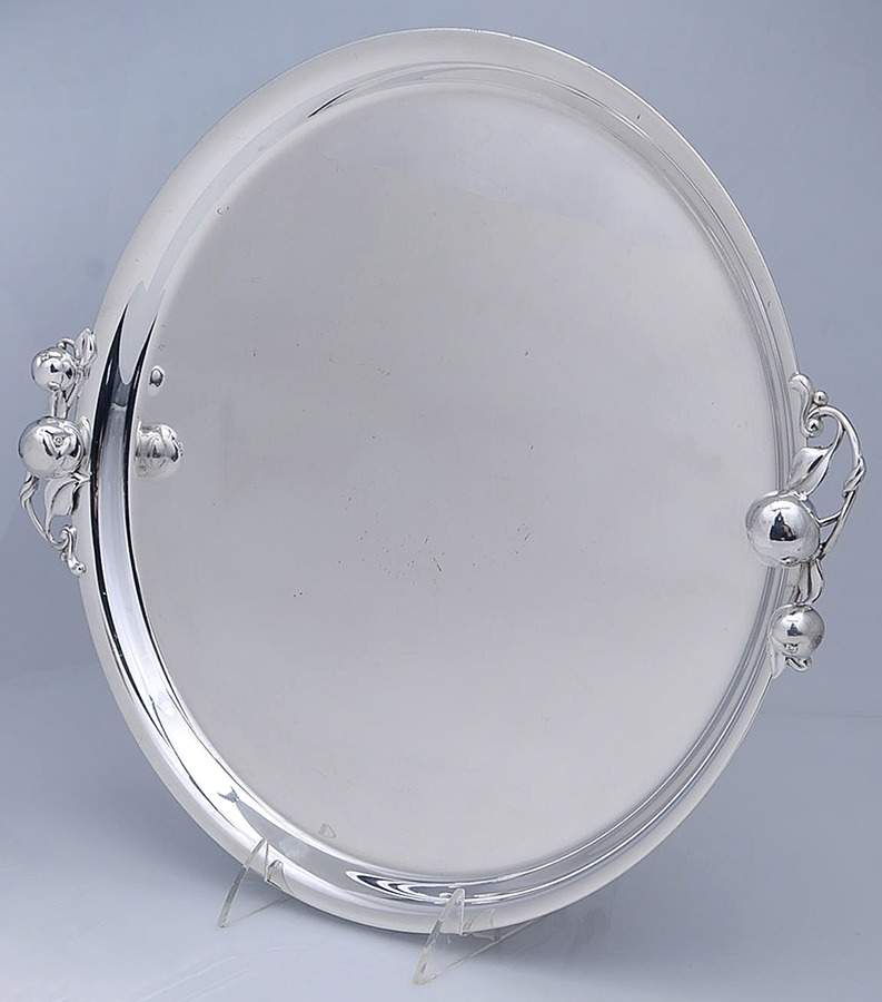 Apple (Silverplate, Hollowware) 15" Round Tray by International Silver-1