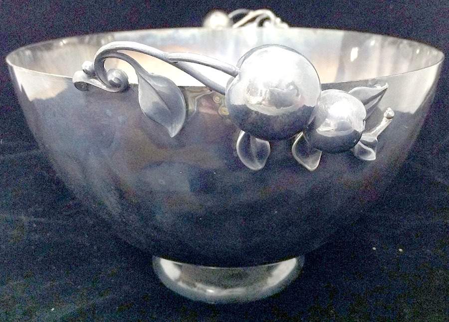 Apple (Silverplate, Hollowware) Punch Bowl by International Silver-1