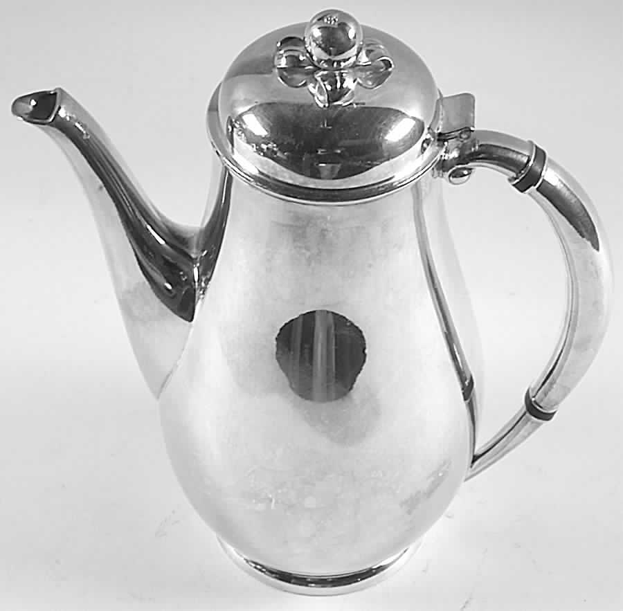 Apple (Silverplate, Hollowware) Silverplate Coffee Pot by International Silver-1