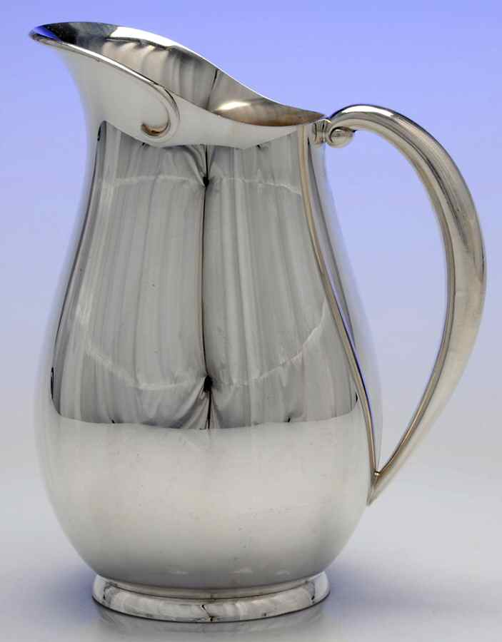 Apple (Silverplate, Hollowware) Silverplate Water Pitcher by International Silver-1