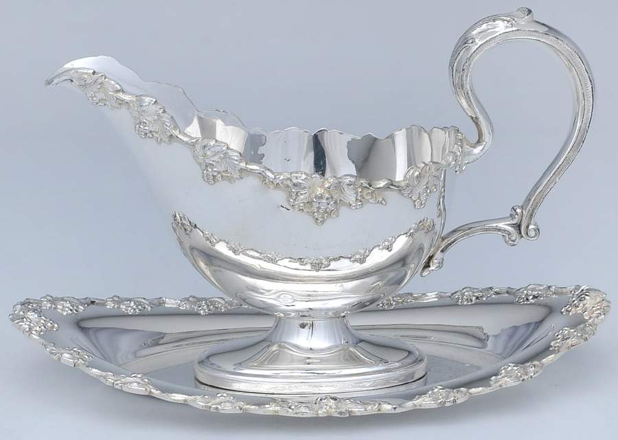 Vintage-Plain (Silverplate, Hollowware) Plated Gravy Boat & Underplate by International Silver-1
