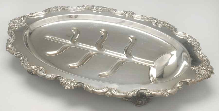 Orleans (Silverplate, Hollowware) Medium Plated Meat Platter with Well by International Silver-1